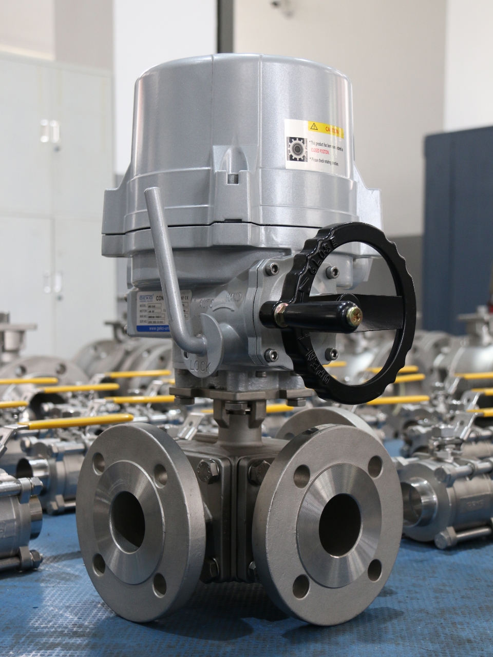 Válvula de bola de control proporcional de 3 vías modificada integrada en el sistema operativo