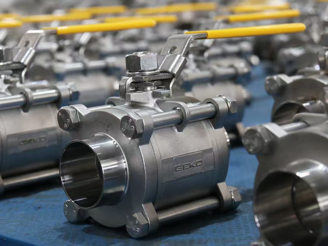 Ball Valve for Liquid Immersion Cooling